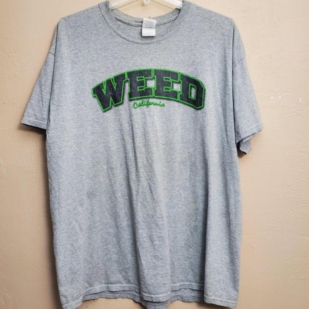 2000s weed California‎ tee